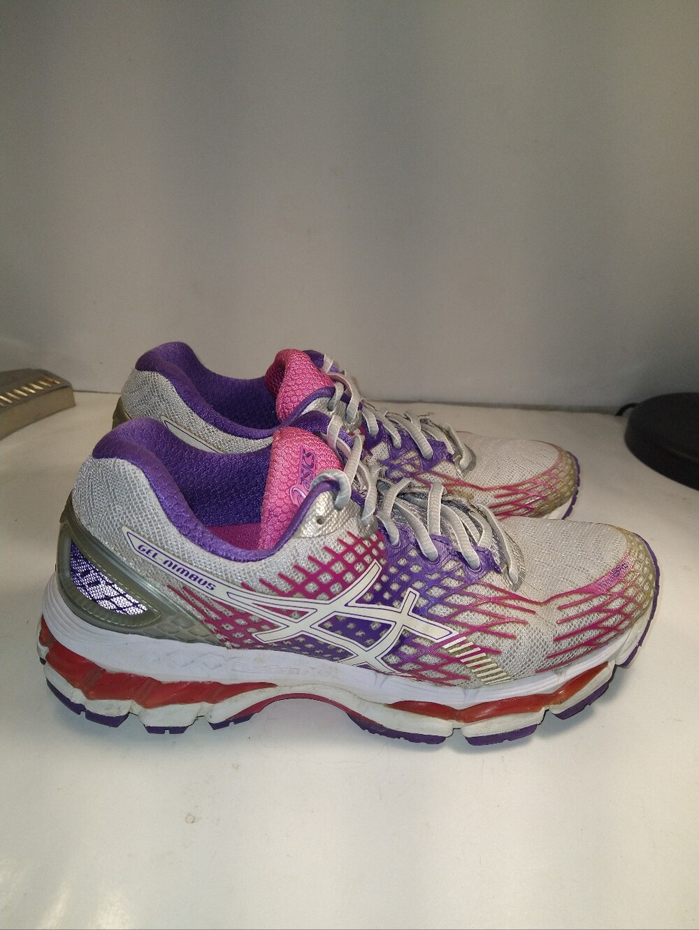 Asics Gel Nimbus 17 Running Shoes Women's sz 7.5D Wide.
